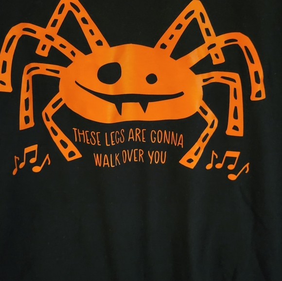 La Ti Da Handmade Creations Tee XL These Lega Are Gonna Walk All Over You - Picture 2 of 2